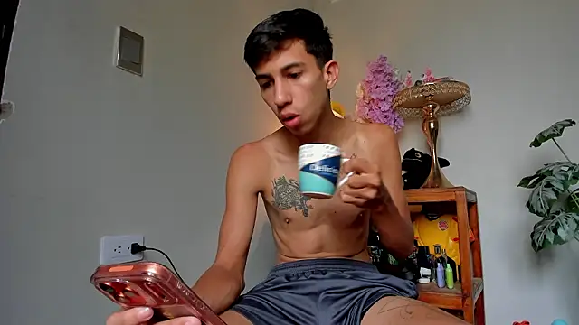 lucian davii online show from March 26, 2:26 pm