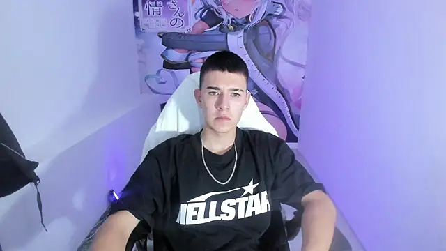 Aleck Boy online show from November 24, 7:03 pm