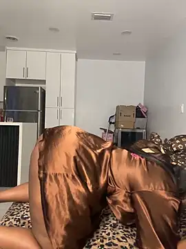 PrincessDreamm online show from May 13, 12:28 am