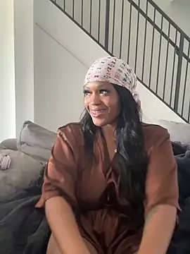 PrincessDreamm online show from March 11, 6:46 pm