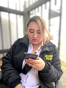 Isabel Noir online show from January 18, 3:26 pm