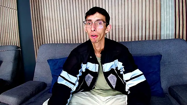 ZyroNight online show from December 2, 11:50 pm