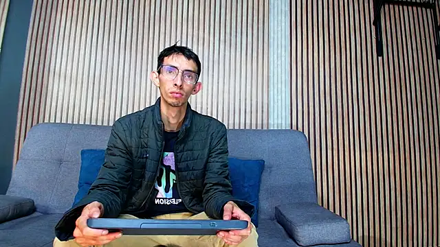 ZyroNight online show from November 30, 1:06 am