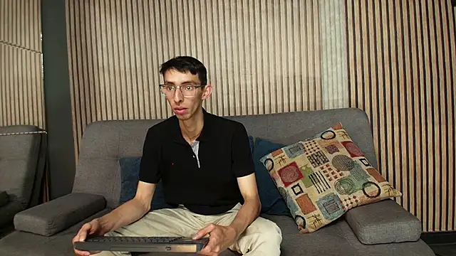 ZyroNight online show from November 13, 11:30 pm