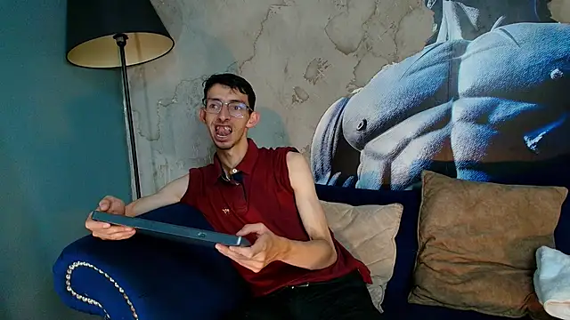 ZyroNight online show from November 19, 7:36 pm