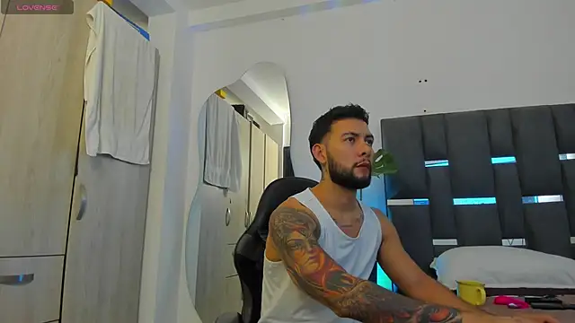 noah corvelle online show from March 9, 2:59 am