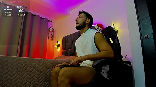 noah corvelle online show from December 18, 12:42 pm