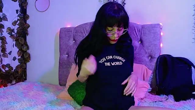 valkiry  online show from April 16, 9:37 pm