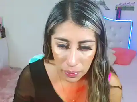 veronicamist95 online show from November 25, 2:45 am