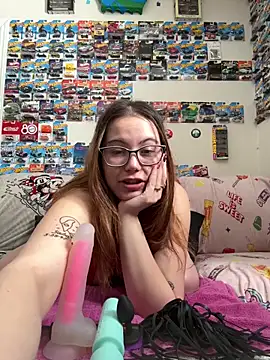 FreakyDreama online show from March 3, 3:41 pm