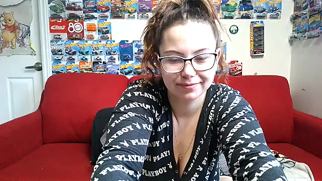 FreakyDreama online show from March 23, 1:44 pm