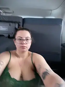 FreakyDreama online show from February 24, 6:42 pm