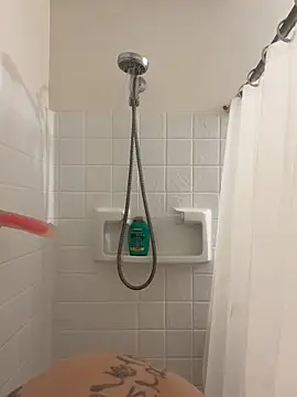 FreakyDreama online show from April 10, 1:07 pm