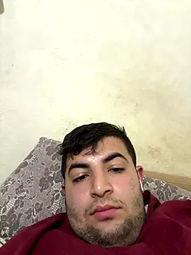 Snapshot of Muvvt chatting on November 8, 5:05 pm Muvvt online show from November 8, 5:05 pm