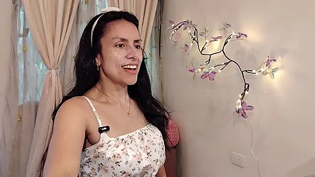 Bella Exhibition online show from March 23, 7:25 pm