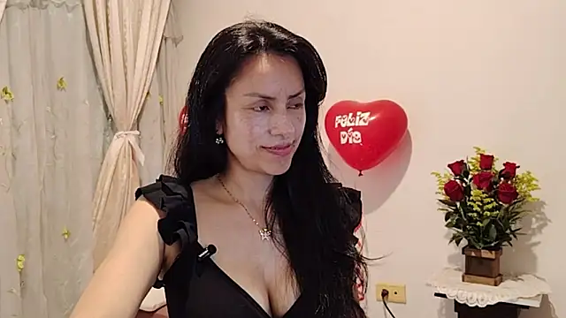 Bella Exhibition online show from February 13, 7:25 pm