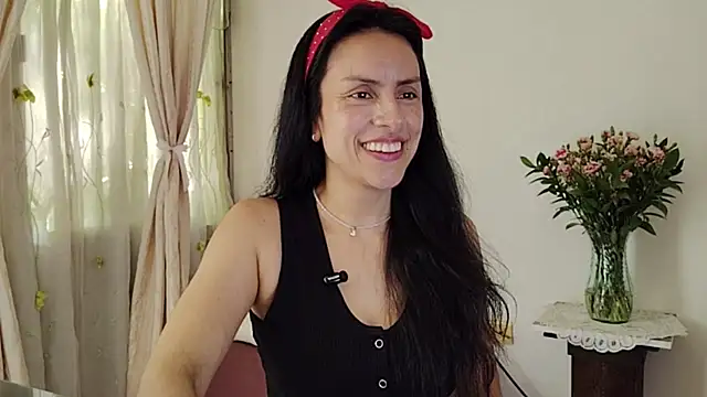 Bella Exhibition online show from February 7, 9:01 pm