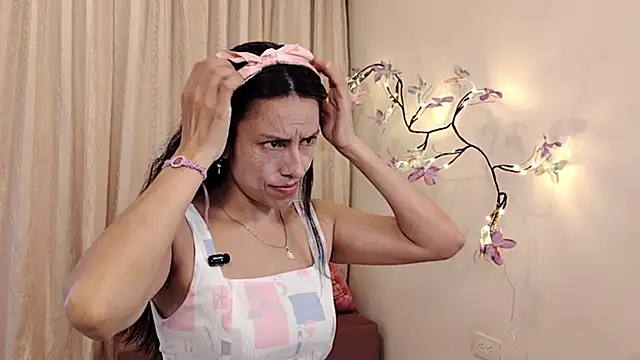 Bella Exhibition online show from March 27, 7:15 pm