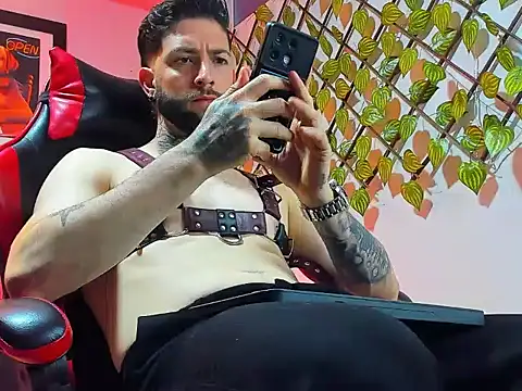 Supreme Alpha online show from December 2, 8:10 pm