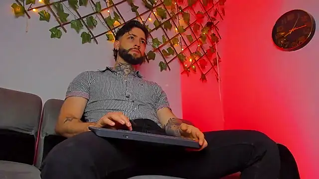 Supreme Alpha online show from January 9, 3:46 am