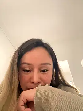 Snapshot of thu-cuoi chatting on November 5, 5:43 am thu-cuoi online show from November 5, 5:43 am