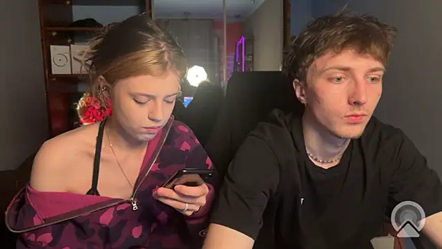 t files x online show from April 4, 3:02 am