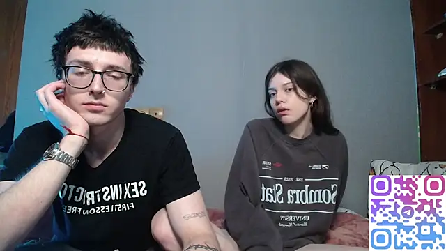 Snapshot of t_files_x chatting on November 8, 9:07 pm t files x online show from November 8, 9:07 pm