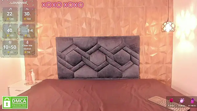 Kiara velvet   online show from January 10, 8:04 pm