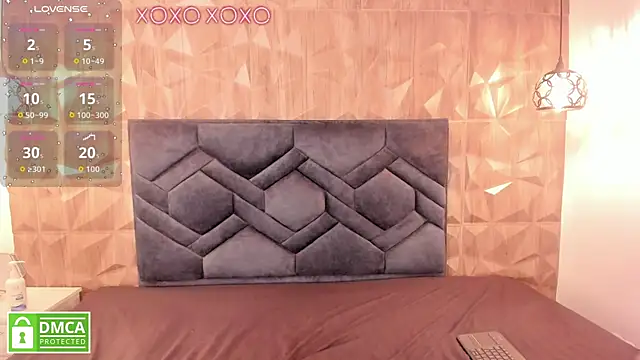 Kiara velvet   online show from January 14, 8:34 pm