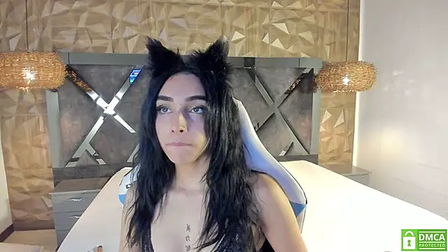 Kiara velvet   online show from April 10, 6:42 am