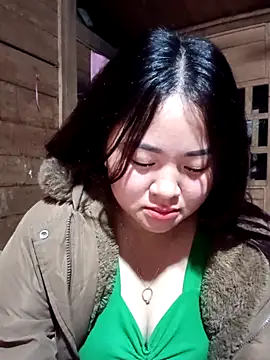 Bee-bgolden online show from November 27, 2:28 pm