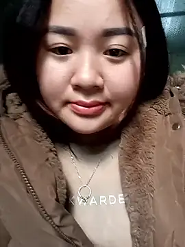 Bee-bgolden online show from November 27, 2:12 am