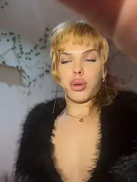 zowi101 online show from April 14, 9:53 pm