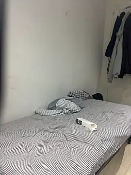 zowi101 online show from January 8, 12:16 am