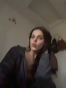 zowi101 online show from December 15, 3:29 pm