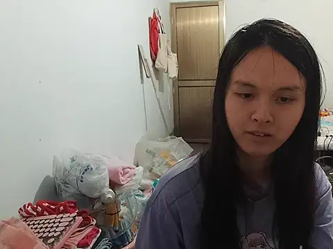 RebelAura online show from June 15, 4:39 pm