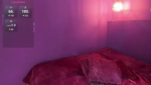 Isabella Crofts online show from February 19, 3:14 am