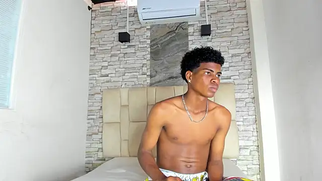 Snapshot of XAVI_LEE chatting on November 15, 8:02 pm XAVI LEE online show from November 15, 8:02 pm