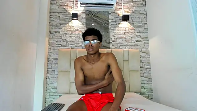 Snapshot of XAVI_LEE chatting on November 28, 7:58 pm XAVI LEE online show from November 28, 7:58 pm