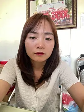 Snapshot of Bana-gibee chatting on May 4, 7:11 am Bana-gibee online show from May 4, 7:11 am