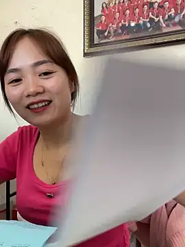 Snapshot of Bana-gibee chatting on April 29, 3:32 am Bana-gibee online show from April 29, 3:32 am