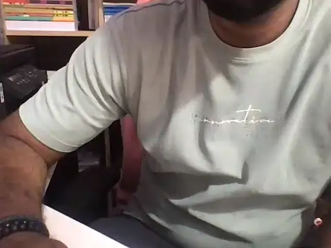 KingCobra 07 online show from April 24, 2:57 am