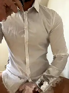 hommedure75 online show from November 13, 10:41 am