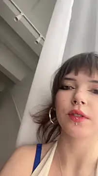 Snapshot of Lissssssa chatting on February 19, 12:57 pm Lissssssa online show from February 19, 12:57 pm