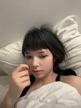 Lissssssa online show from April 14, 1:05 pm