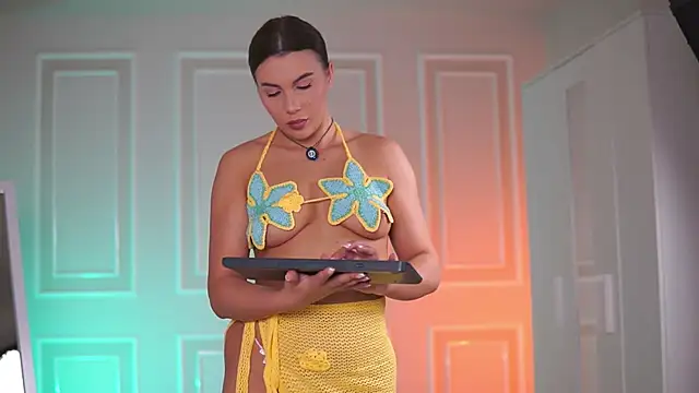 KarinaKokhana online show from December 5, 9:41 am