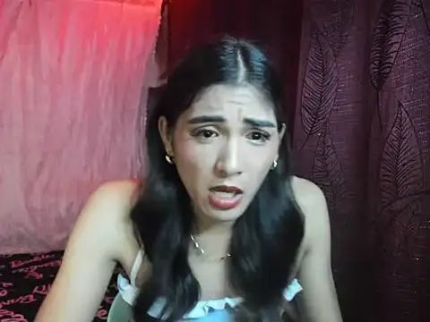 ursexykittykat xx online show from November 17, 5:28 pm