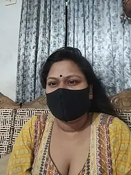 Snapshot of munni-506 chatting on June 29, 6:18 pm munni-506 online show from June 29, 6:18 pm