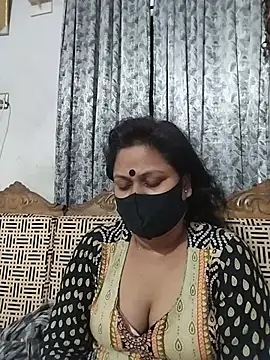 Snapshot of munni-506 chatting on July 10, 5:46 pm munni-506 online show from July 10, 5:46 pm