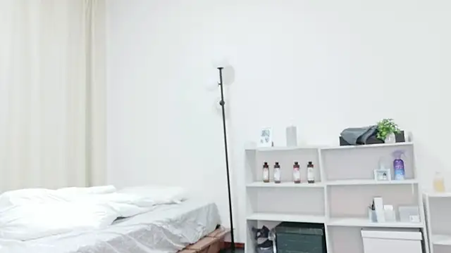 Snapshot of -aotan- chatting on May 10, 12:42 pm -aotan- online show from May 10, 12:42 pm